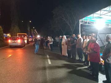 Bupati Lepas Pawai Takbir di Raja Ampat