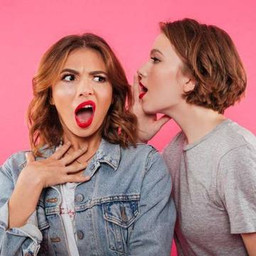 Bahaya Mendengarkan Sepihak, Kenali Dampak Buruknya