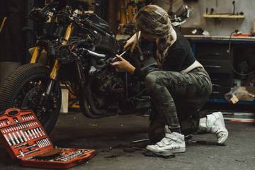 Sering Telat Ganti Oli Motor, Ini Yang  Terjadi