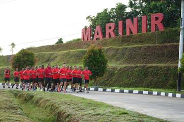 Perwira Denmako Pasmar 3 Gelar Lintas Alam