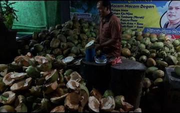 Buah kelapa Muda Minuman Segar Pelepas Dahaga