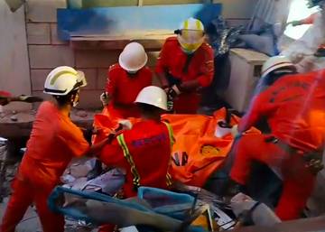 ​Tim INASAR Temukan Tiga Korban Gempa Myanmar