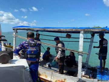 Satpolairud Sumenep Patroli Laut di Perairan Gersik Putih