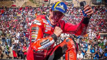 Marc Marquez Juara di Aragon, Ducati Triple Podium