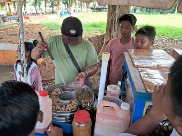 Pentol, Rezeki yang Menghidupi Anak Rantau