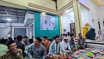 Tradisi Ziarah Haji, Warga Sumenep Raup Berkah