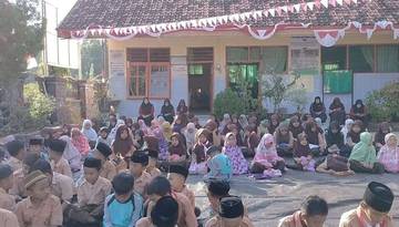 Jumat Barokah ala SDN Kerta Barat Dasuk