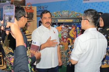 Menteri Imipas Puji Kualitas Batik Catra Rutan Sumenep 