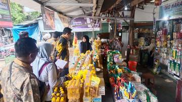 Tim TPID Pantau Harga Kebutuhan Pokok Di Pasar 