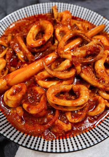 Cumi Asam Manis Jadi Menu Favorit
