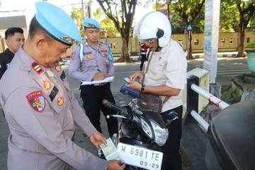 ​Propam Polres Sumenep Sisir Disiplin Personel