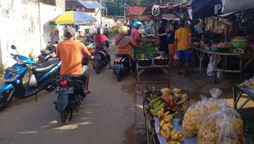 Kearifan Lokal di Pasar Kobhuren Pangarangan Sumenep
