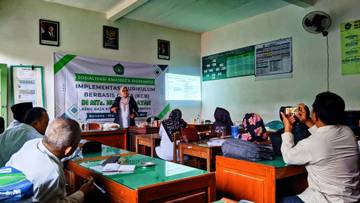 Kurikulum Berbasis Cinta: Membangun Pendidikan Humanis di Madrasah