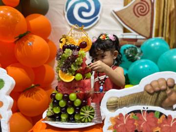 Tren Kue Buah untuk Sajian Ulang Tahun Anak