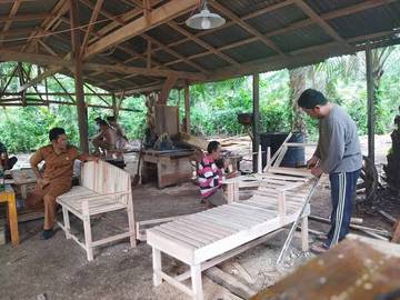 Dinpemdes Bangka Dorong BUMDes Berbadan Hukum