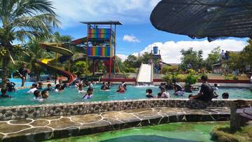 Santri MTs Bahrul Ulum Ikuti Kegiatan Refresing Menyenangkan