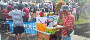 Pelaku UMKM Manfaatkan Gelaran Roadrace untuk Tambah Penghasilan 