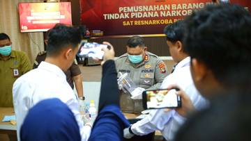 Polres Belitung Musnahkan Barang Bukti Satu Kilogram Sabu