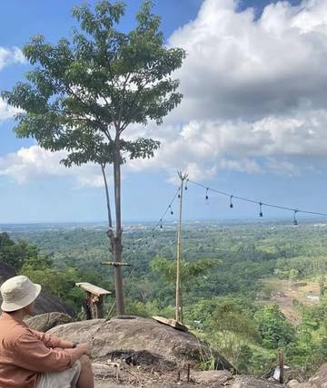 Bukit Pau Menjadi Magnet  Wisatawan di Bangka Tengah