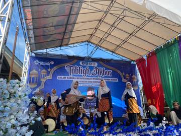Dambus Hadir di Perayaan Ruwah Kubur Keretak