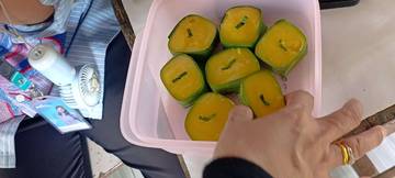 Lembutnya Puding Jagung, Sajian saat Namu ke Keretak