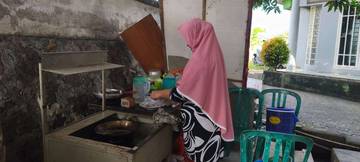 Kantin Sederhana 'Ibu Susi' Dukung Aktivitas RRI Sungailiat
