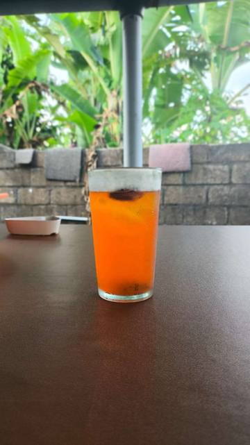 Es Jeruk Sinmoy, Minuman Segar Saat Cuaca Panas