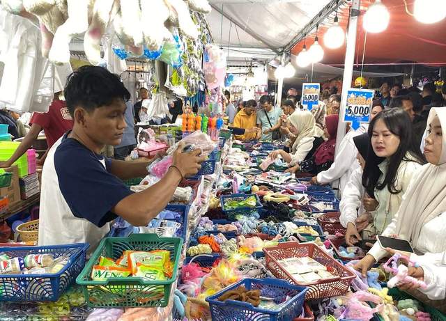 Ribuan Warga Padati Pasar Rakyat, UMKM Sungai Penuh Bergairah