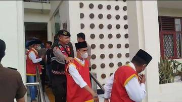Sidang Perdana 13 Tersangka Pengrusakan TPS Sungai Penuh 