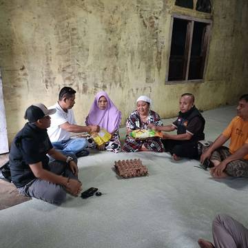LSM Semut Merah Berbagi Berkah Di Bulan Ramadan 