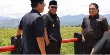 DPRD Sungai Penuh Tinjau Jalan Rusak Bersama Wako dan Wawako