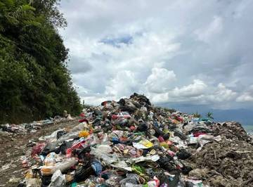 Warga Minta Tutup TPSA di Sungai Ning