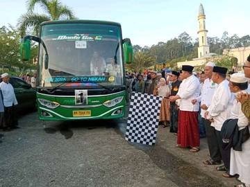 Bupati Merangin Lepas Keberangkatan CJH