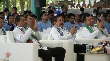 Ribuan Klien Bapas Serentak Aksi Sosial Nasional