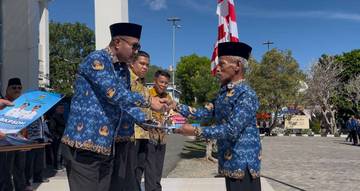 Puluhan Tahun Mengabdi, Kini Resmi Jadi PPPK