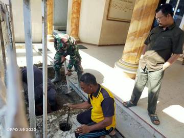 Satgas TMMD Kodim 0417 Gali Sumur Bor Masjid Jamik