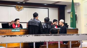 Agus Kurnia Jalani Sidang Perdana Empat Agenda Sekaligus