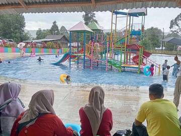 Libur Bersama Keluarga, Pengunjung Meningkat di Taman Ayla