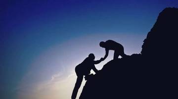 Ketika Kebaikan Bergantung Pada Status Sosial