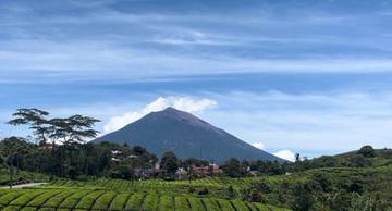 Aktivitas Meningkat, Gunung Kerinci Berstatus Waspada Level II