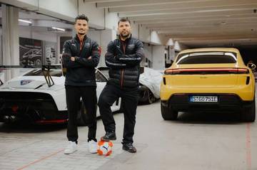 Sergio Aguero Siap Debut Jadi Pembalap Formula E