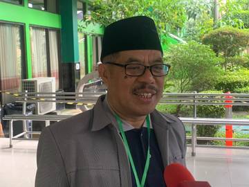 PPIH Surabaya Berikan Pelayanan Khusus Pada Jamaah Risti