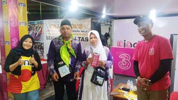 Jemaah Embarkasi Surabaya Terbantu Layanan Paket Telekomunikasi Haji