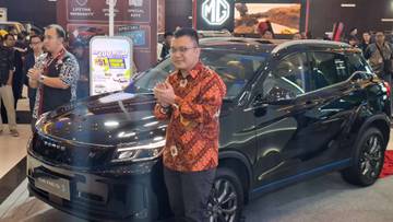 SERES 3 Ramaikan Pasar Mobil Listrik di Jatim