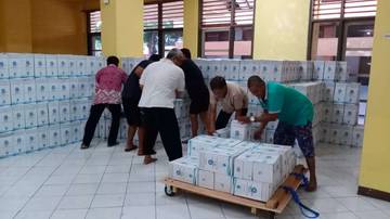 PPIH Larang Jemaah Bawa Zamzam dari Tanah Suci 