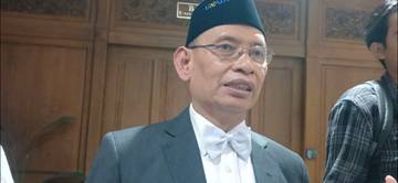 Rektor Unair Soroti PHK, Dorong Investasi Perbankan