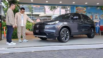 Kendaraan Hybrid Makin Diminati Kaum Muda