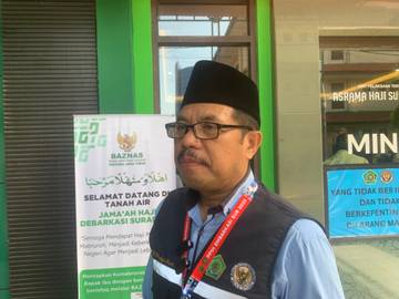 PPIH Debarkasi Surabaya Sebut Jamaah Pulang Dengan Ceria
