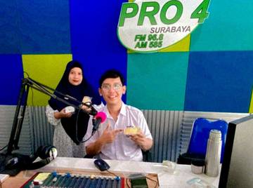Yuliati Pensiun Dini dari Guru, Sukses Berjualan Kue