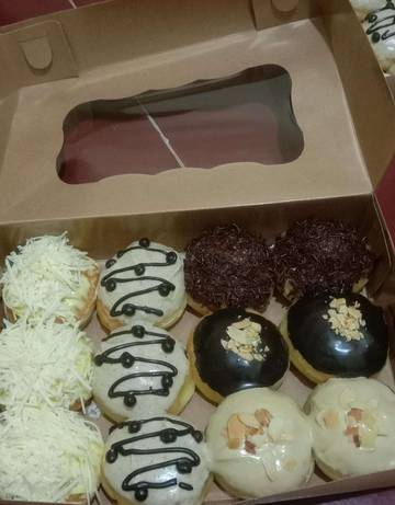 UMKM Raup Untung Berkat Viralnya Donat Artis 